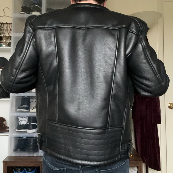 Zara (faux) leather jacket - Picture 3 of 11
